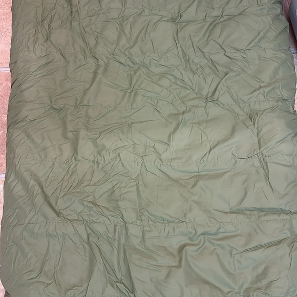 The North Face “Ember” Mummy Sleeping Bag 20° Rating w/Carry Travel Bag - Picture 12 of 17